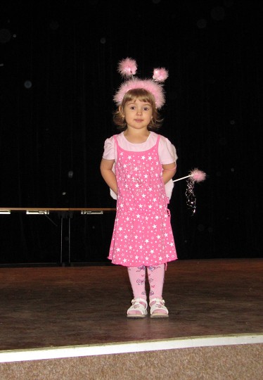 Připravena na maškarní bál 