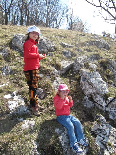 KLidně si tu kešku hledejte, já mám práci... 