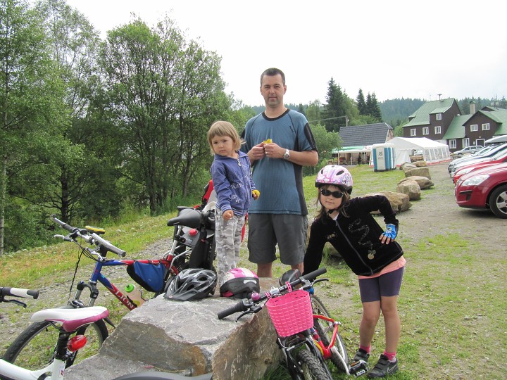 Vyjíždíme z Modravy na Poledník 