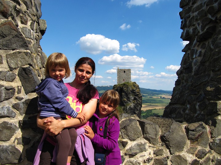 Na Trosky jsme dojeli na kole... 