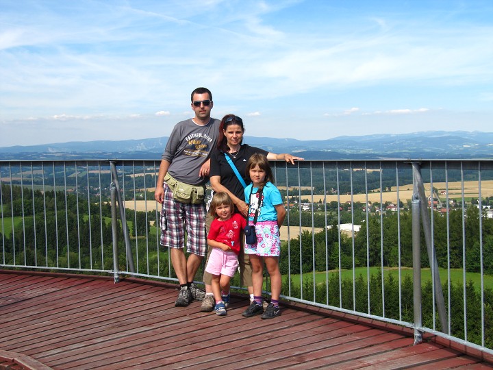 Vyšplhali jsme na skokanský můstek v Lomnici 