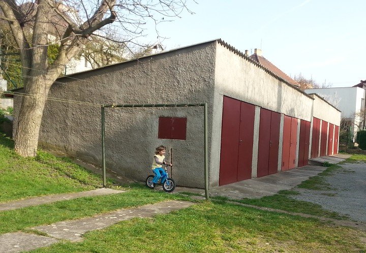 Závody v jízdě ze svahu 