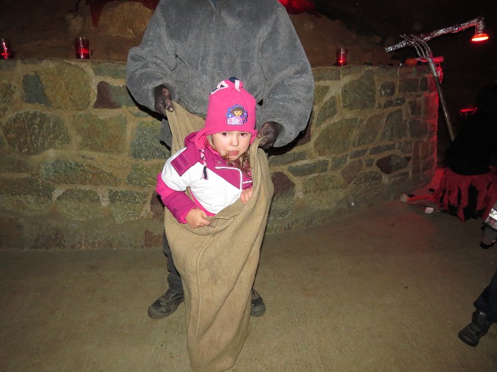 Prý jestli umím skákat v pytli...! 